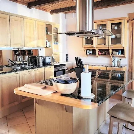 Vila New! Unique Fairytale Castle With Private Sea Shore *